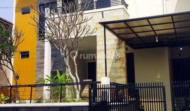 Jual Cepat Rumah Nyaman 2 Lantai Dengan View Indah Kota Bandung  1