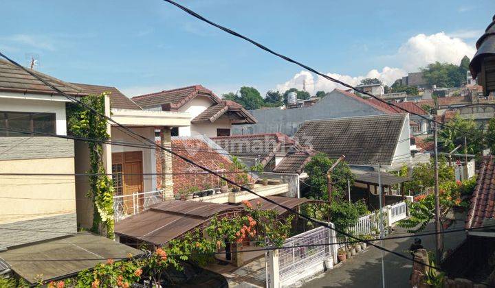 Disewakan Rumah Semi Furnish 2 Lantai Siap Huni Di Dago Pojok  2