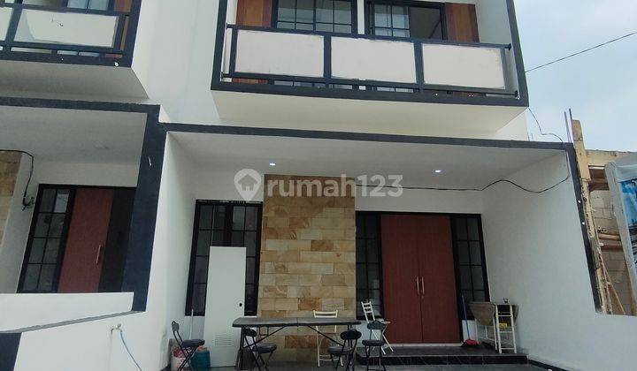 Cluster Moderen Deket Apartemen Podomoro Dijln Baru Cikeas 2