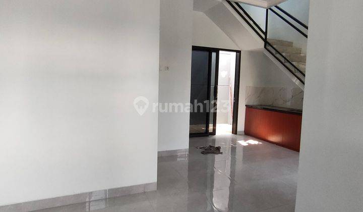 Rumah Di Jual Deket Plaza Cibubur Siap Huni  2