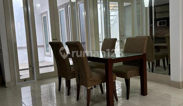For Rent Modern House Ready to Live Furnished 3+1 Bedrooms Flood-Free Toll Access Near Mall 24-Hour Security Greetings Cluster Beverly Garden Lippo Cikarang Cibatu South Cikarang Bekasi West Java