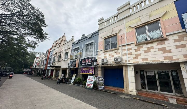 For Rent: 2-Story Shop House / Commercial Space Ready for Use, 80M2 Area, Access to Cikarang Central Toll Road, Near Greenland Deltamas Industrial Area 2