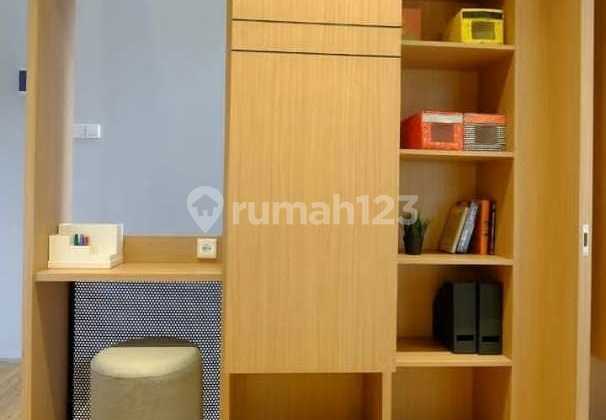 For Rent: 2-story house, 3 bedrooms, ready to occupy, furnished, flood-free, near mall, access to Tambun toll road, 24-hour security, inside O2 Grand Wisata Bekasi cluster.