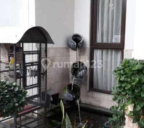 Dijual Rumah 2lantai 5kamar Siap Huni Bebas Banjir Dekat Mall Dalam Cluster Burgundy Sumarecon Bekasi 2