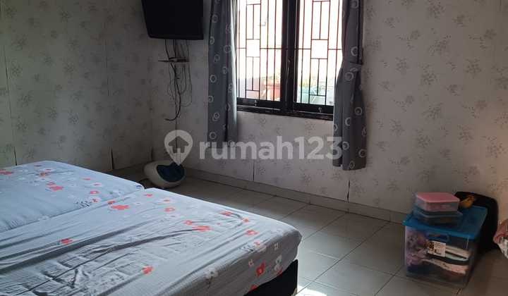 Dijual Rumah Bagus Shm Siap Huni 2lantai Bebas Banjir Akses Tol Tambun Kawasan Grand Wisata di Perumahan Dukuh Bima, Jl. Mustikajaya, Lambangsari, Tambun Selatan, Bekasi, Jawa Barat, Indonesia, 17510, Kota Legenda 2