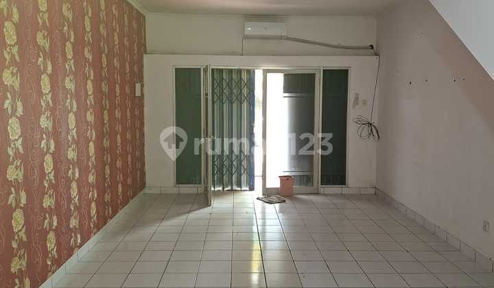 For Rent: 2-Story Shop House / Commercial Space Ready for Use, 80M2 Area, Access to Cikarang Central Toll Road, Near Greenland Deltamas Industrial Area For Rent: 2-Story Shop House / Commercial Space Ready for Use, 80M2 Area, Access to Cikarang Central Toll Road, Near Greenland Deltamas Industrial Area