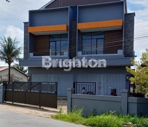 Shop House for Sale on Surya Street Pontianak, 2 Units Combined into 1, Suitable for Office or Business Place