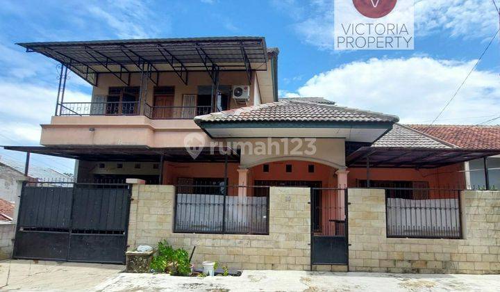 Jual Rumah Siap Huni Di Indraprasta, Bogor Utara, Kota Bogorlt: 195 M²lb: 300 M²kt : 4 + 1km : 2 +12 Lantailistrik: 3.500 Vaair: Pdamshmdeskripsi :- Berada Di Kawasan Strategis Pusat Kota (dekat Dengan Pusat Perbelanjaan, Fasilitas Kesehatan, Fasilitas Pe 1