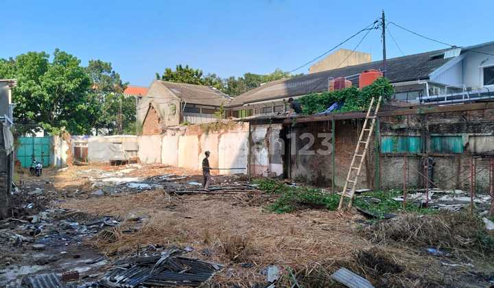 Tanah Luas Strategis di Mainroad Jend Sudirman Bandung