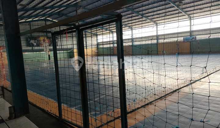 Ruang Usaha Ex Gor Futsal Strategis di Cipamokolan Derwati Bandung 2