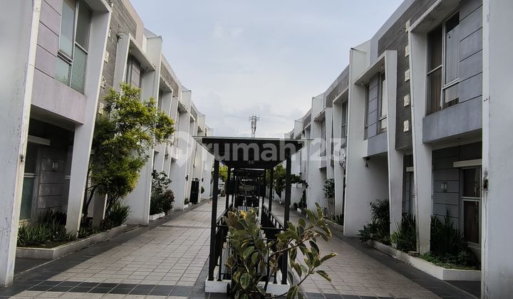 Rumah Minimalis Nyaman di Townhouse D'Bali Pasteur Bandung Rumah Minimalis Nyaman di Townhouse D'Bali Pasteur Bandung
