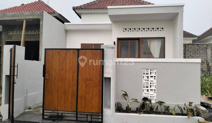 Rumah Minimalis Pinggir Pantai Kedungu Tabanan Bali 1