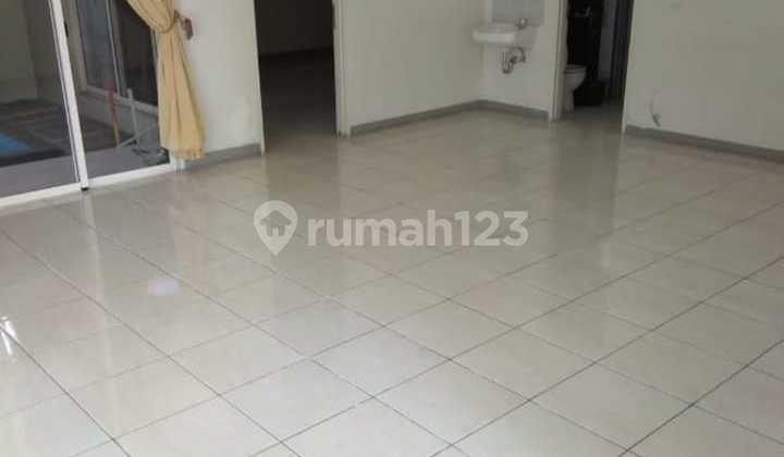 Rumah 3 Lantai di Naga Ningrum Kota Baru Parahyangan