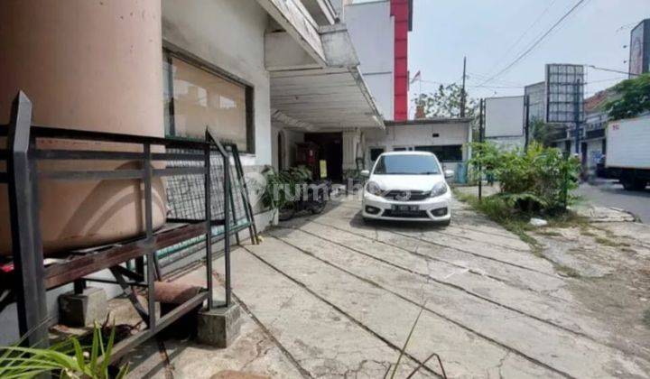 Rumah Luas Strategis di Mainroad Jalan Sunda Bandung 1