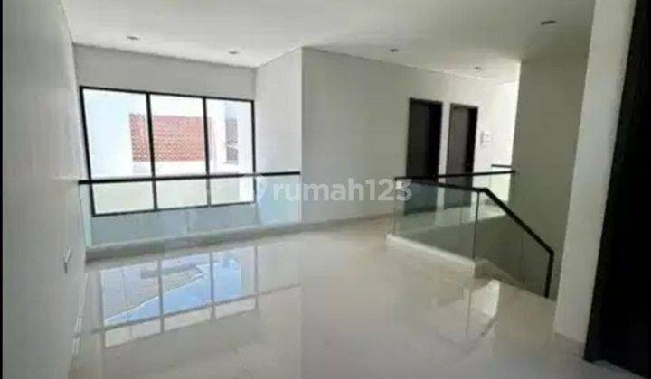 Rumah Cantik Minimalis di Summarecon Bandung Cluster Emily 1