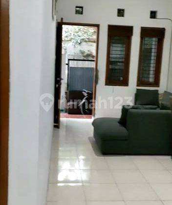 Rumah Bagus Siap Huni di Taman Holis Indah 1 2
