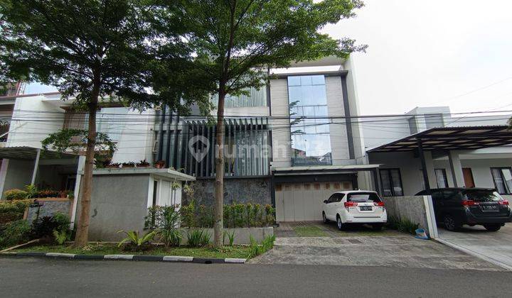 Rumah Mewah Siap Huni Premium di Mekarwangi Bandung 1