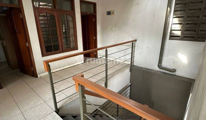 Rumah Nyaman Strategis Bisa Untuk Kost di Jalan Unpar Bandung 2