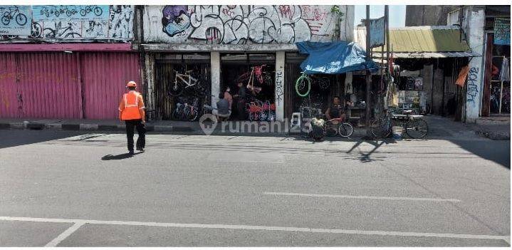 Ruko Bagus Strategis di Jalan Veteran Bandung 1