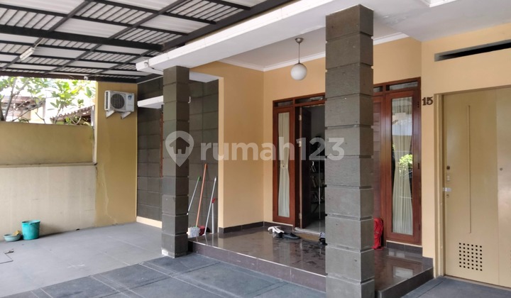 Rumah Asri bagus di Batununggal Indah Bandung Full Furnished  1