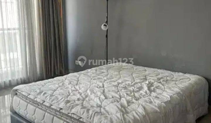 Apartemen Studio Full Furnish di Beverly Dago 2