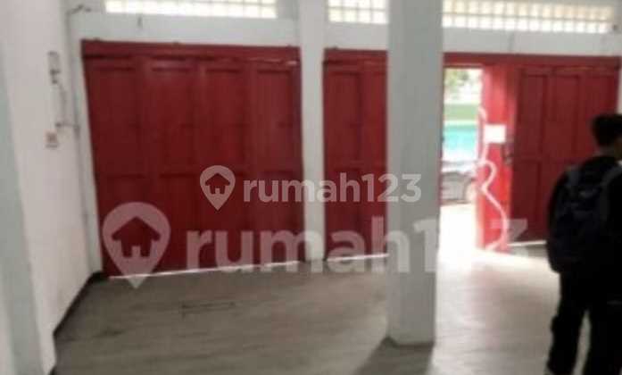 Ruko Strategis Siap Pakai di Jalan Utama Ciateul Bandung 1