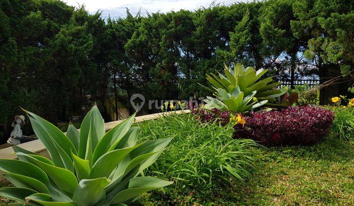 Rumah Villa Mewah Siap Huni Private Pool View Keren Di Lembang 2