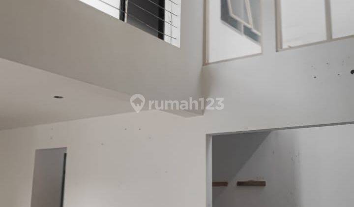 Rumah Minimalis 2 Lantai di Mekar Wangi Bandung 1