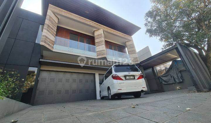 Rumah Mewah Modern Minimalis di Setraduta Grande 1