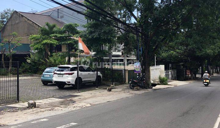 Ruang Usaha Strategis di Surya Sumantri Bandung 2