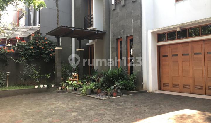 Rumah 2 Lantai Strategis Cocok Usaha di Mainroad Buah Batu Rumah 2 Lantai Strategis Cocok Usaha di Mainroad Buah Batu