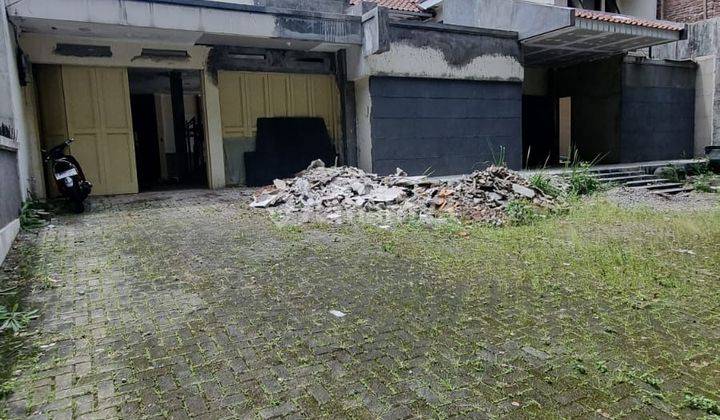 Rumah Luas Strategis di Sayap Dago Bandung 1