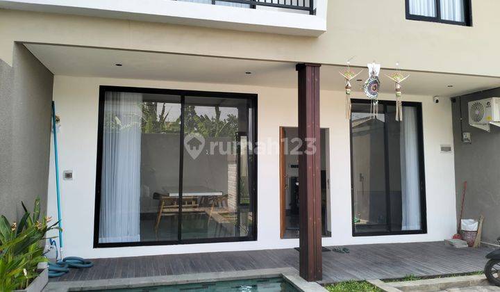 Villa Cantik Siap Pakai di Tumbak Bayuh Canggu 1