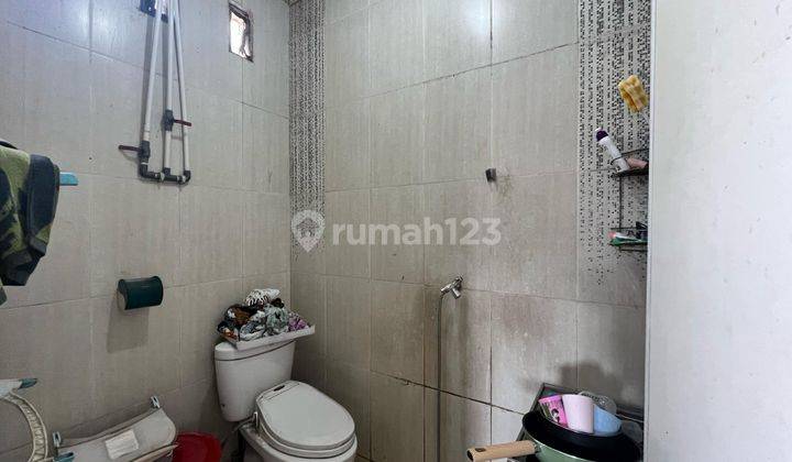 kamar mandi rumah bebas banjir di titian