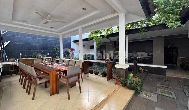 For Quick Sale Spacious House on Jl Semarang, Menteng, Central Jakarta 2