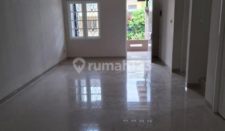 Dijual Rumah Kota Wisata Cibubur Dijual Rumah Kota Wisata Cibubur