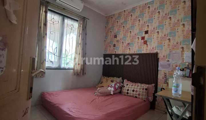 Dijual Cepat Rumah Hook Kota Wisata Cibubur 2