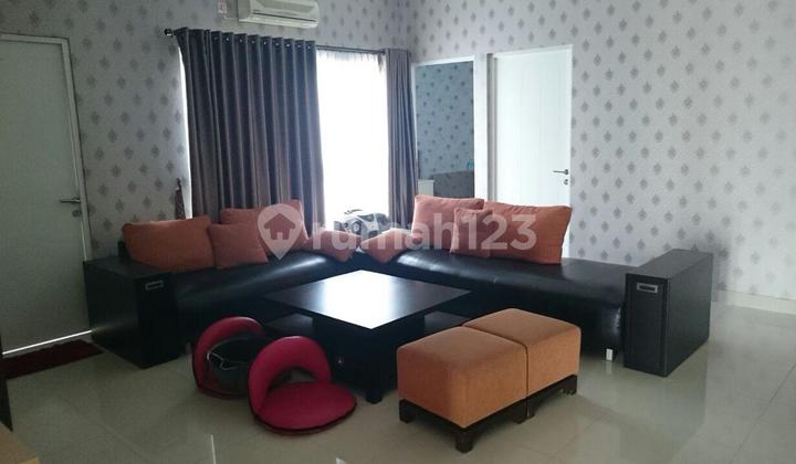 Dijual Rumah di Dpn Taman Cluster Favorit Kota Wisata Cibubur 2