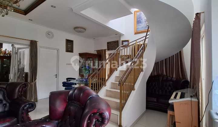 Dijual Rumah Cantik Posisi Hoek Dalam Cluster Kota Wisata Cibubur