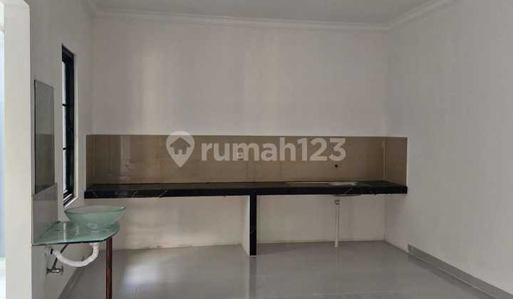 Dijual Rumah Limus Pratama Renovasi Total Siap Huni SHM 2