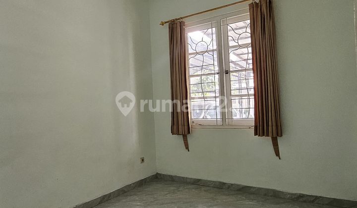 Dijual Rumah Cantik Siap Huni Kota Wisata Cibubur di Kota Wisata SHM 2