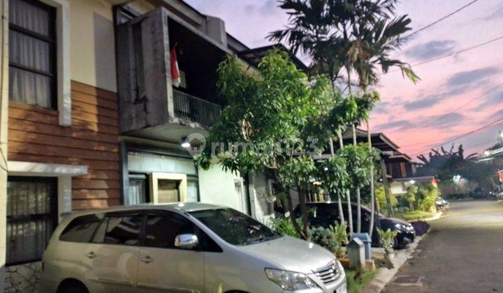 Rumah 2 Lt Shm di Cluster, Dkt Masjid, St. Krl Jr. Mangu Bintaro 2