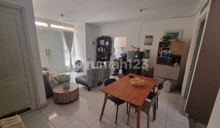 Rumah Bagus SHM Unfurnished dekat tol KRL, Kucica Sek. 9-Bintaro Rumah Bagus SHM Unfurnished dekat tol KRL, Kucica Sek. 9-Bintaro