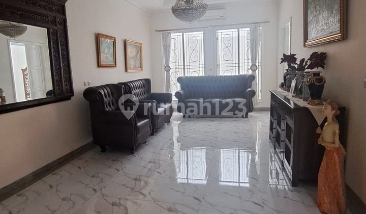 Nice Semi Furnished House with SHM in Gading Serpong, Tangerang