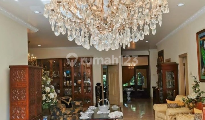 Rumah Bagus Hook Semi Furnished SHM Antasari, Jakarta Selatan 2