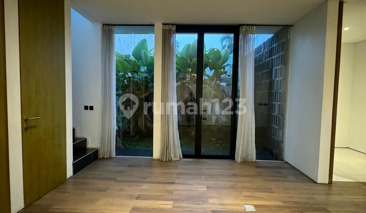 Rumah Bagus Semi Furnished SHM Jl. Kesehatan Bintaro, Jaksel 2
