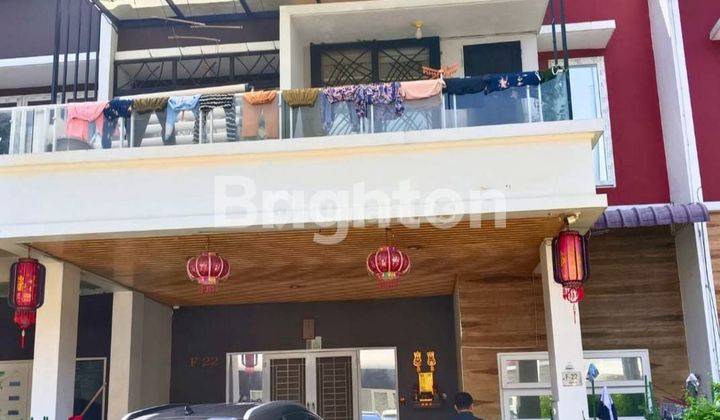 rumah 2 tingkat cantik dan lengkap di komplek Givency one Tahap 2 jl Gaperta ujung 1