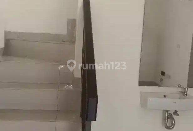 Disewakan! Rumah Green Village 86m2 Baru Renov Siap Huni  1