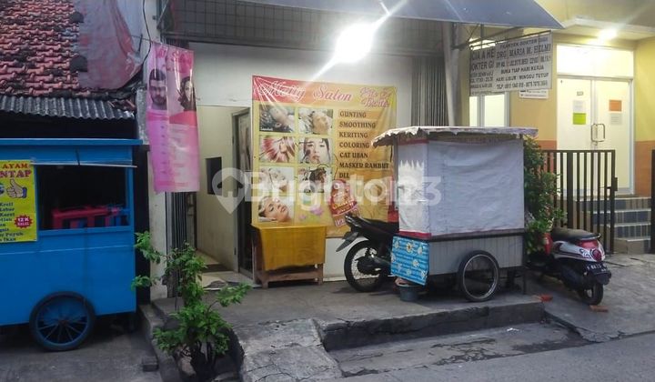 RUKO 4 LANTAI SIAP HUNI PADEMANGAN