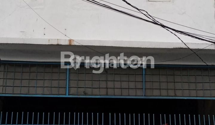 RUMAH SIAP HUNI 3 LANTAI PADEMANGAN